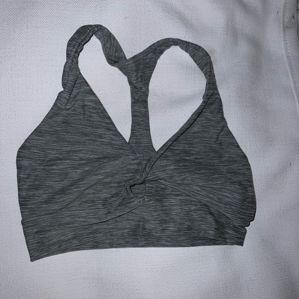 VS sports bra